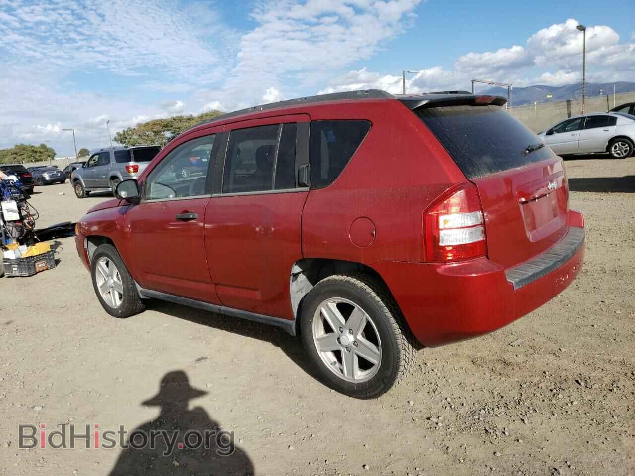 2007 JEEP COMPASS - VIN: 1J8FT47W17D102048 - Photo 2