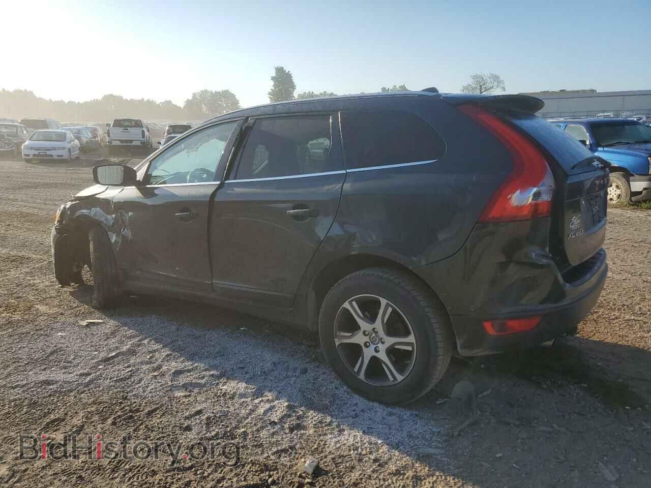 2013 VOLVO XC60 - VIN: YV4902DZ4D2425174 - Фото 2