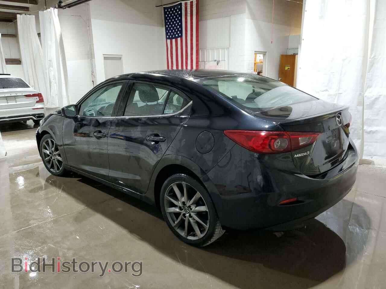2018 MAZDA 3 - VIN: 3MZBN1V32JM197901 - Фото 2