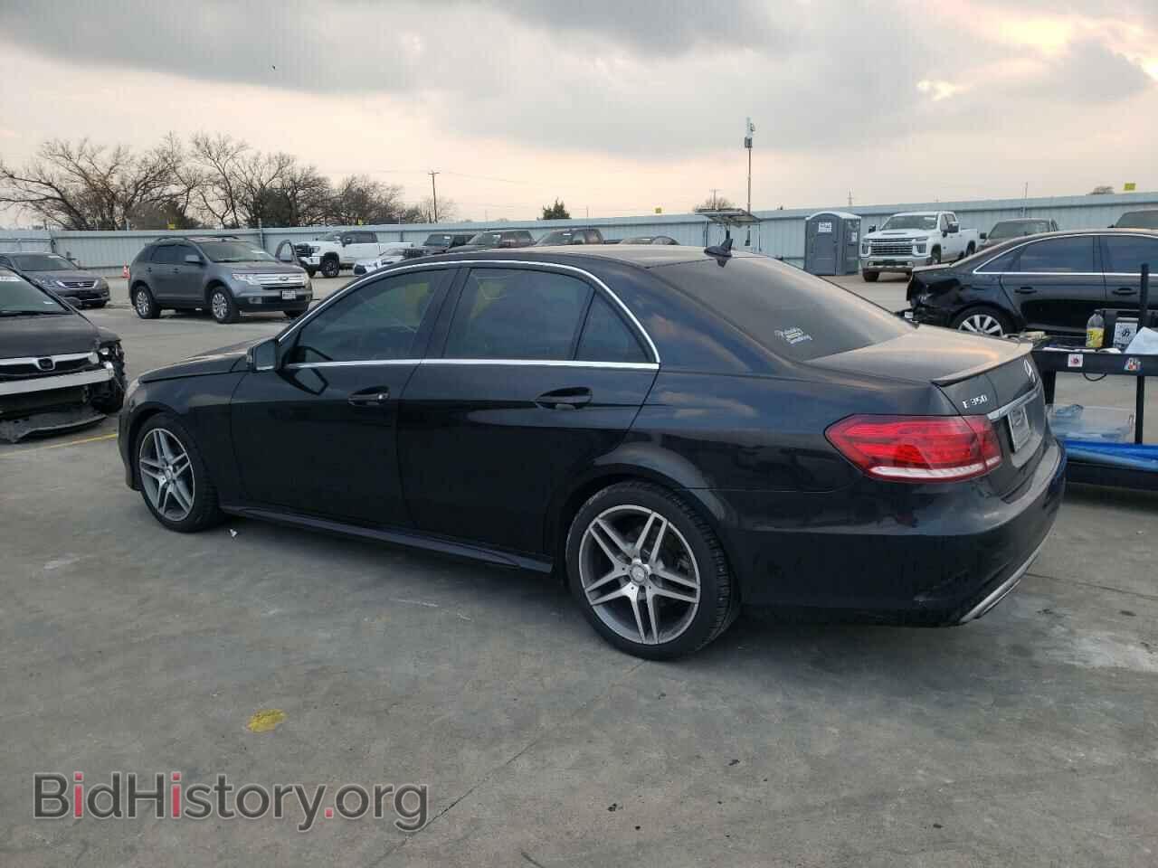 2015 MERCEDES-BENZ E-CLASS - VIN: WDDHF5KB8FB117860 - Фото 2