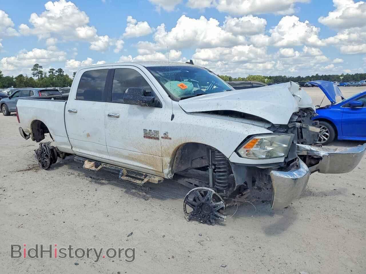 2018 RAM 2500 - VIN: 3C6UR5DL2JG275804 - Photo 4