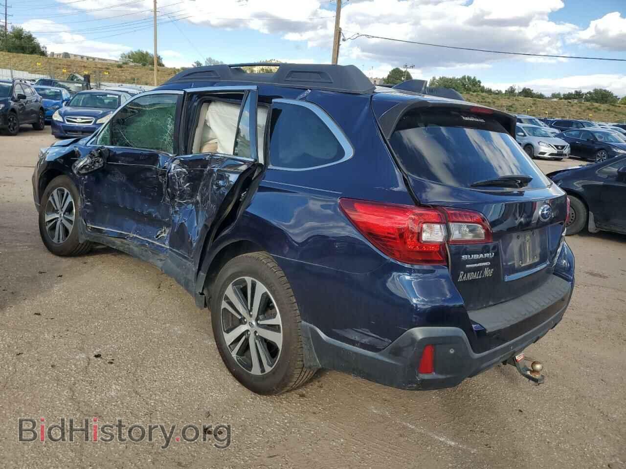 2018 SUBARU OUTBACK - VIN: 4S4BSANC0J3217944 - Фото 2
