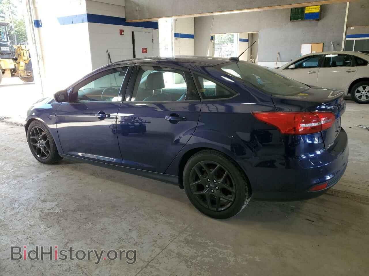 2016 FORD FOCUS - VIN: 1FADP3F26GL323510 - Photo 2