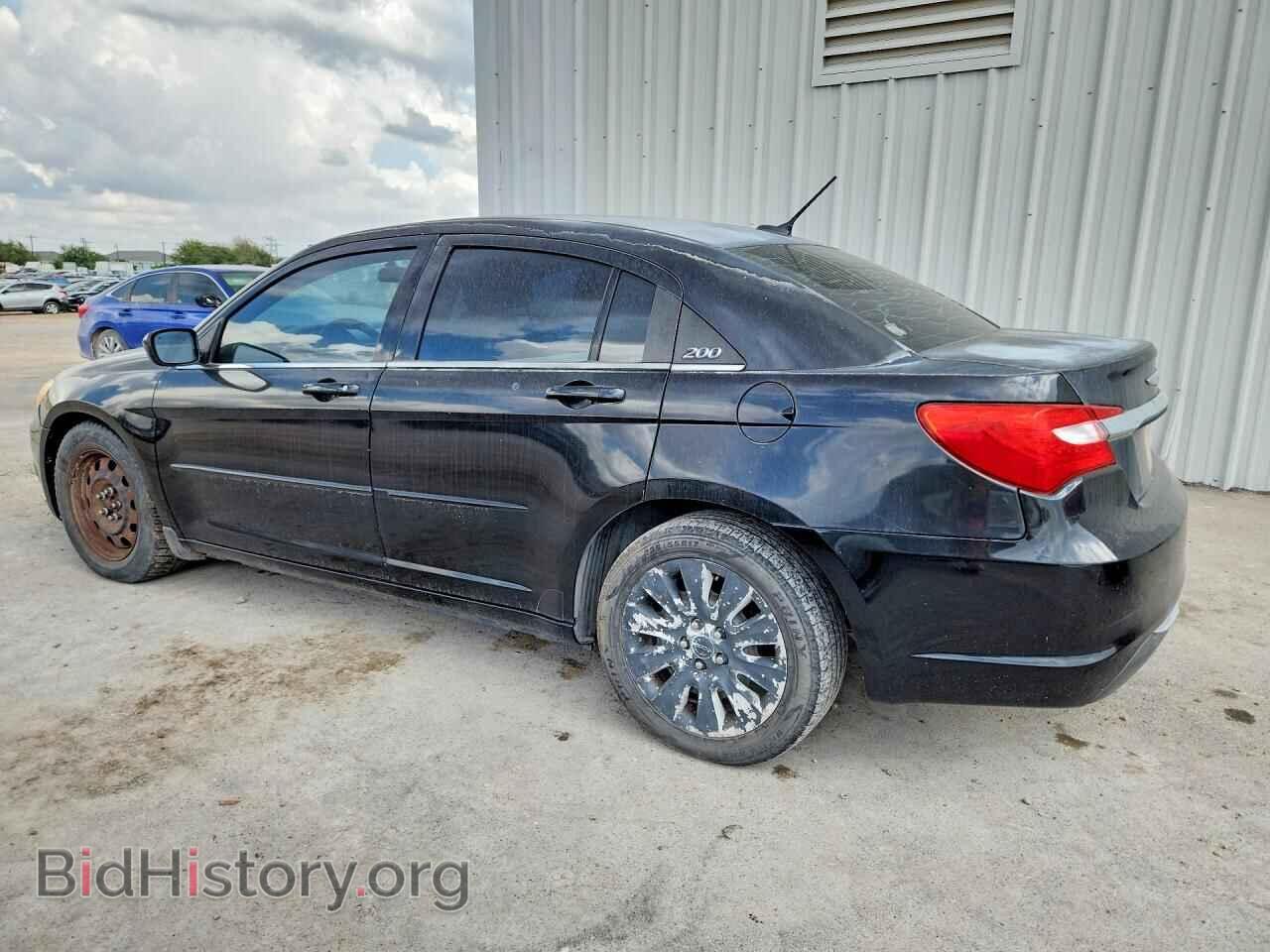 2012 CHRYSLER 200 - VIN: 1C3CCBAB5CN240902 - Фото 2