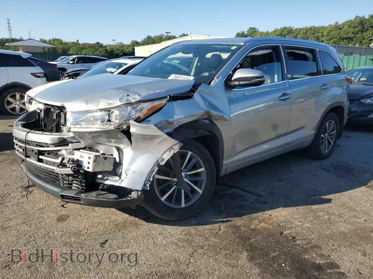 Фотография 5TDJZRFH4HS463120 - TOYOTA HIGHLANDER 2017