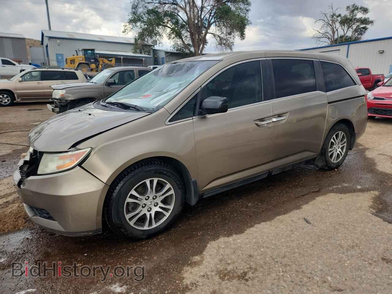 Photo 5FNRL5H61BB005863 - HONDA All Models 2011