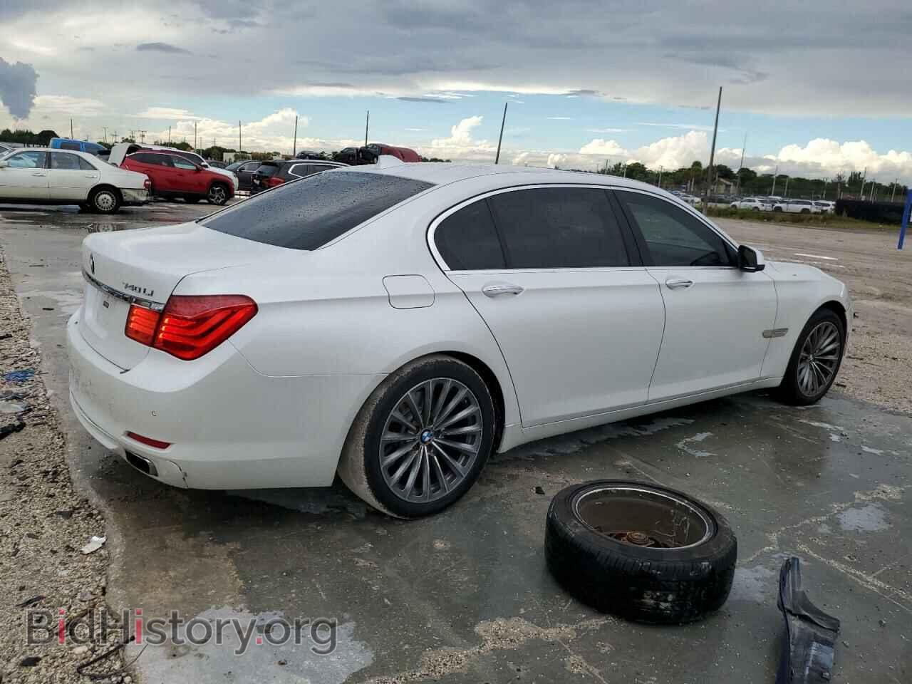 2012 BMW 7 SERIES - VIN: WBAKB4C5XCC575854 - Фото 3