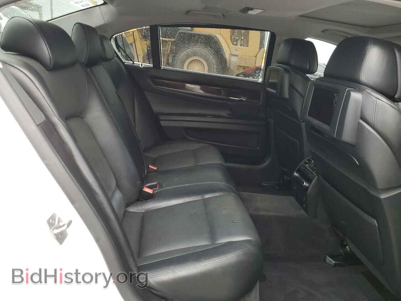 2012 BMW 7 SERIES - VIN: WBAKB4C5XCC575854 - Фото 10