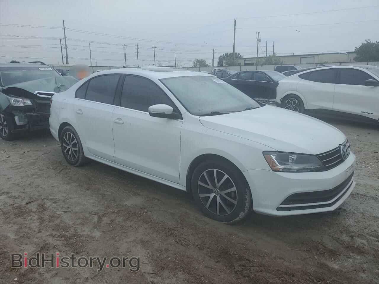 2017 VOLKSWAGEN JETTA - VIN: 3VWDB7AJ0HM371497 - Фото 4