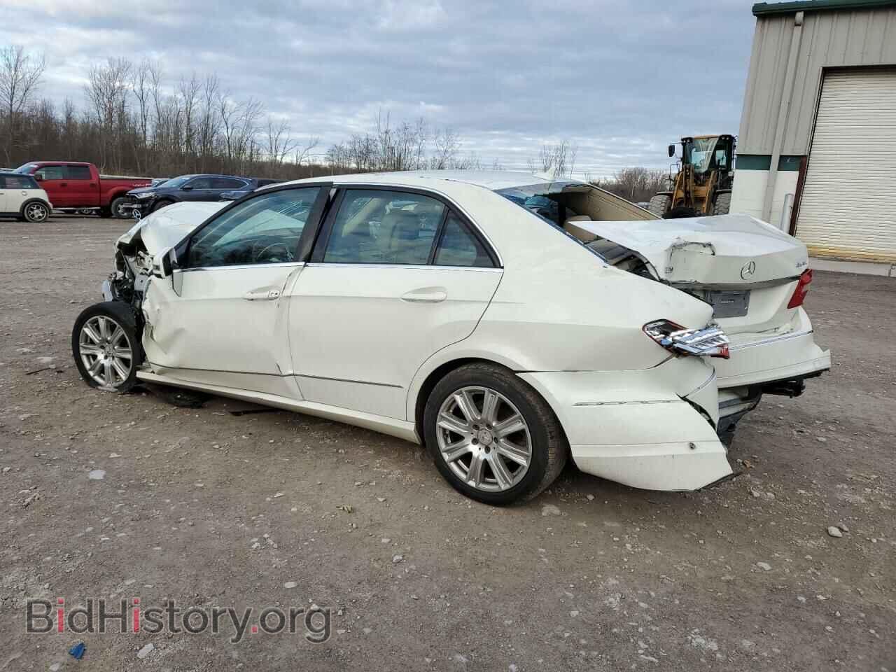 2012 MERCEDES-BENZ E-CLASS - VIN: WDDHF8JB4CA549382 - Фото 2
