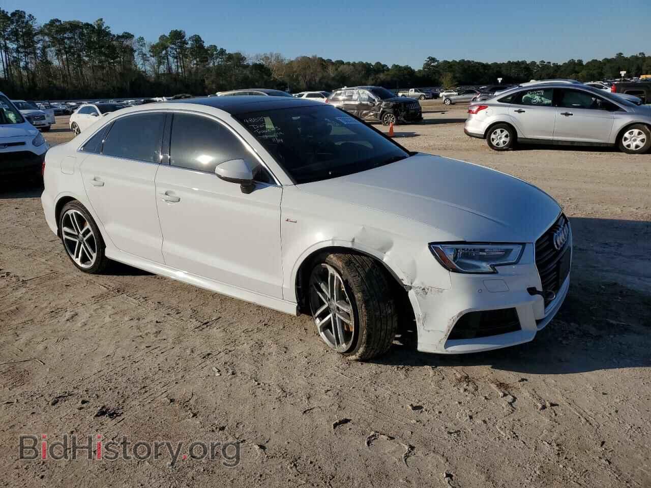 2018 AUDI A3 - VIN: WAUGUGFF6J1070893 - Фото 4