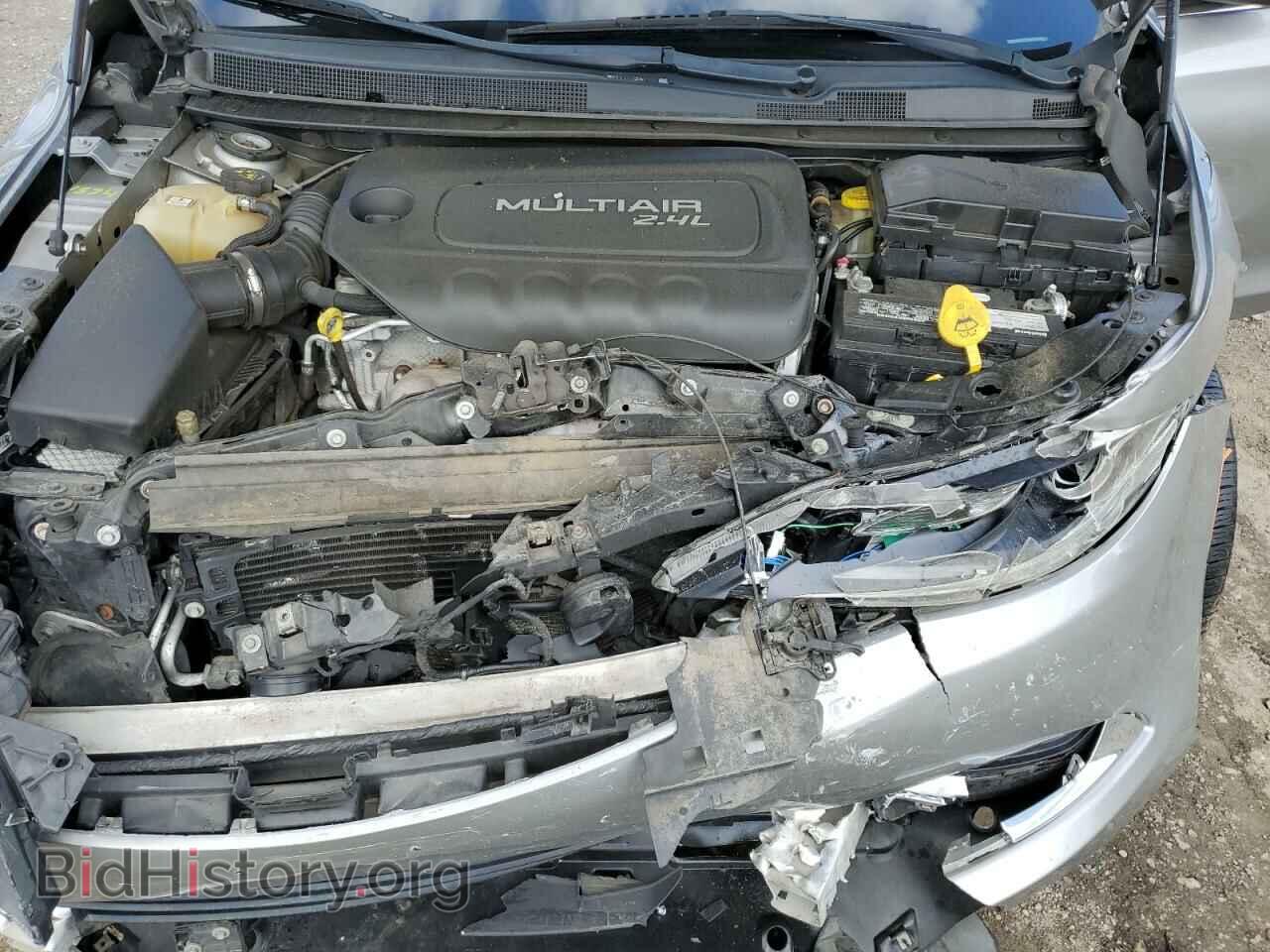 2016 CHRYSLER 200 - VIN: 1C3CCCAB6GN173464 - Photo 11