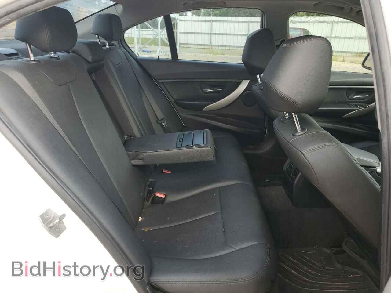2016 BMW 3 SERIES - VIN: WBA8E1G55GNU10444 - Фото 10
