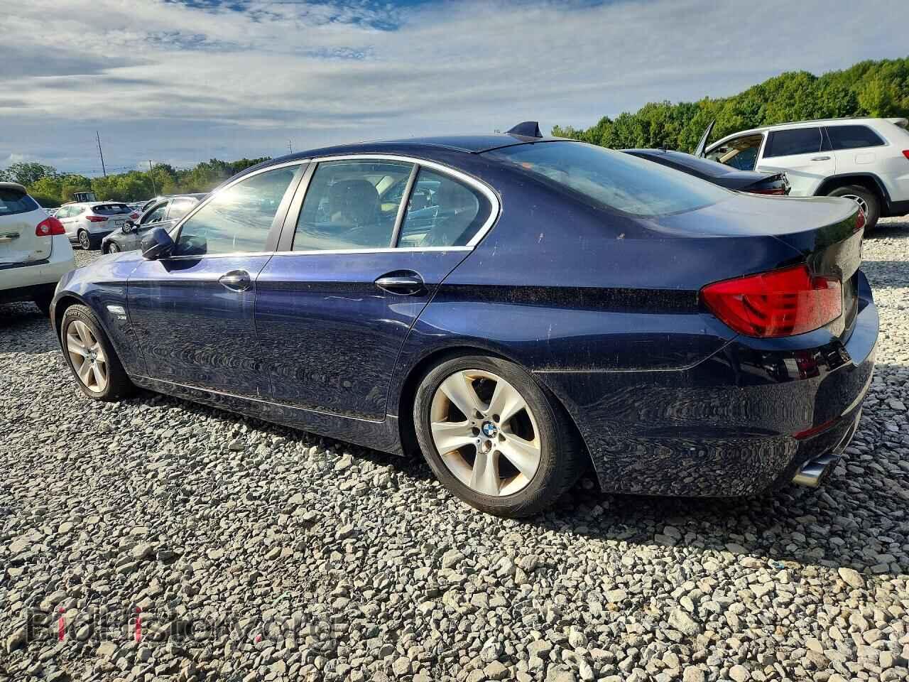 2012 BMW 5 SERIES - VIN: WBAXH5C56CC595111 - Photo 2