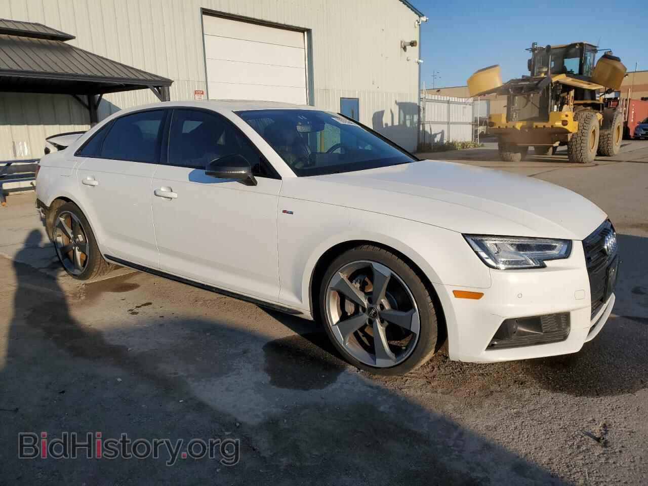 2018 AUDI A4 - VIN: WAUFNAF47JA082927 - Фото 4