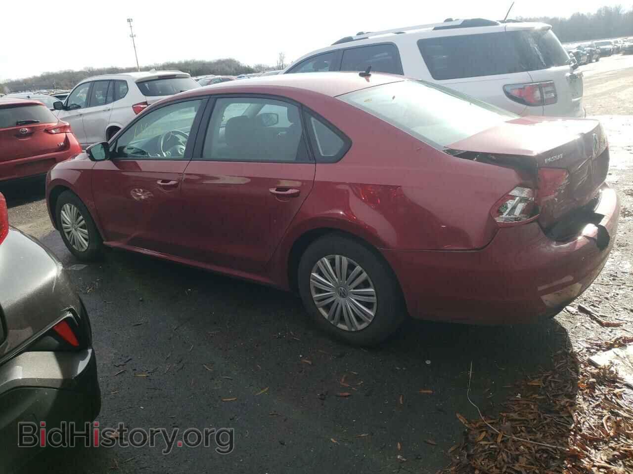 2015 VOLKSWAGEN PASSAT - VIN: 1VWAT7A33FC010717 - Фото 2