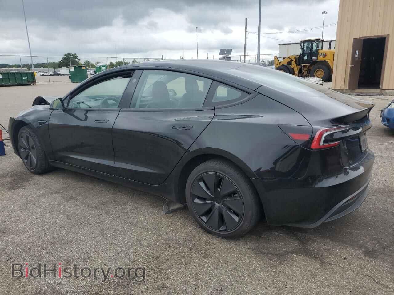 2024 TESLA MODEL 3 - VIN: 5YJ3E1EAXRF827105 - Photo 2