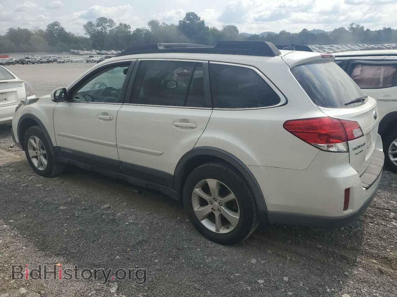 2014 SUBARU OUTBACK - VIN: 4S4BRCLC4E3255192 - Фото 2