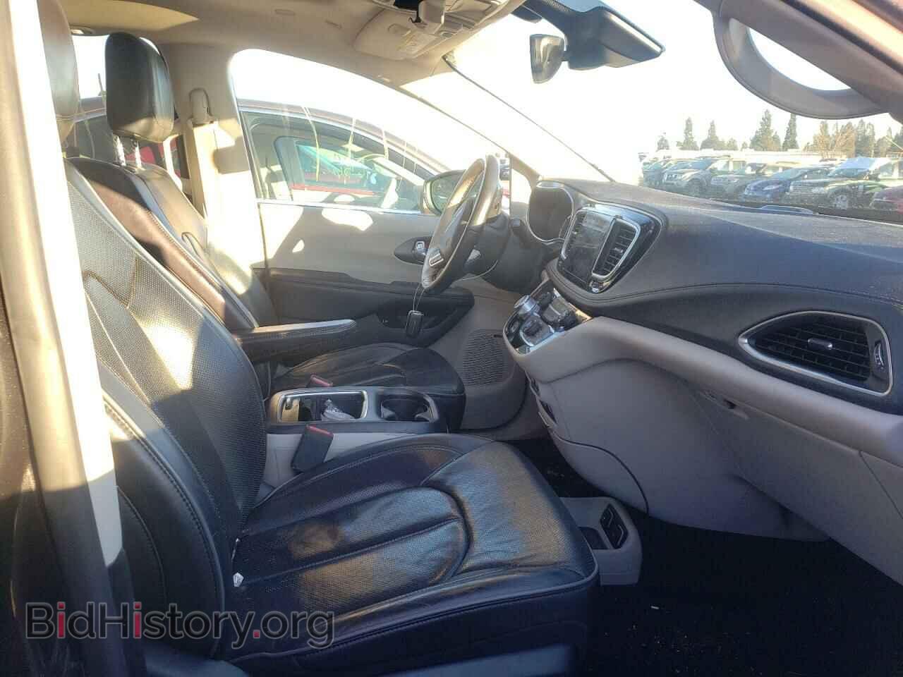 2019 CHRYSLER PACIFICA - VIN: 2C4RC1N76KR645528 - Photo 5