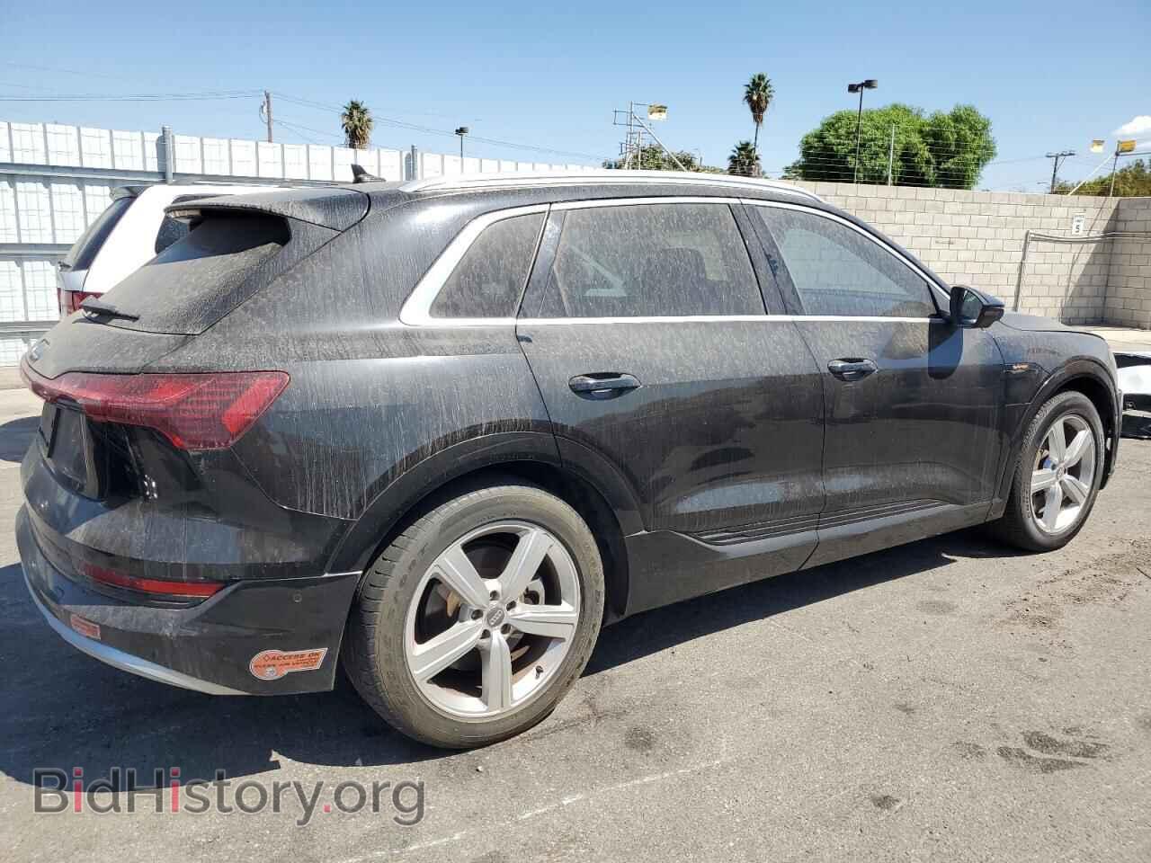 2019 AUDI E-TRON - VIN: WA1LABGE3KB012796 - Photo 3