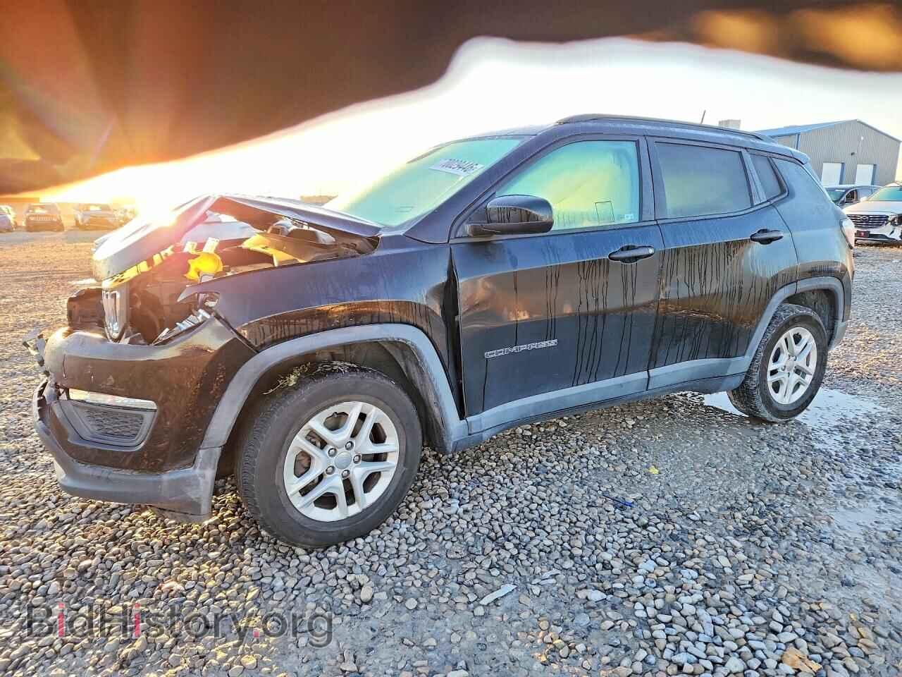 Фотография 3C4NJCAB1HT658476 - JEEP COMPASS 2017