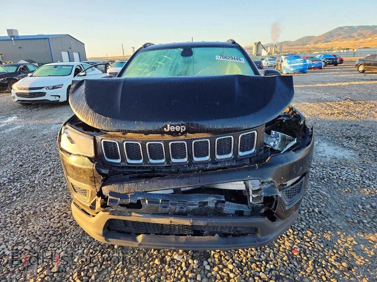 2017 JEEP COMPASS - VIN: 3C4NJCAB1HT658476 - Photo 5
