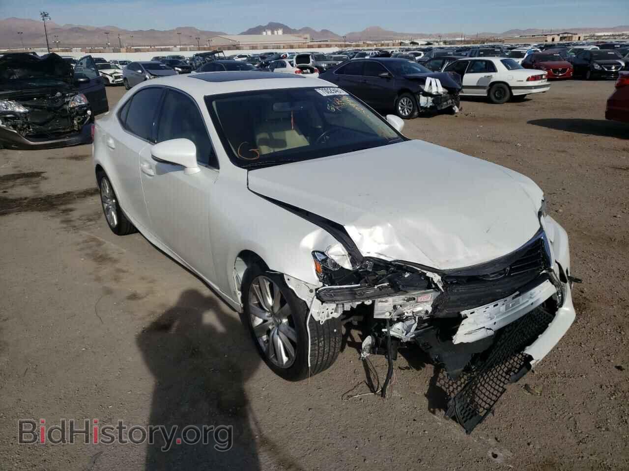 Фотография JTHCF1D20F5020627 - LEXUS IS 2015