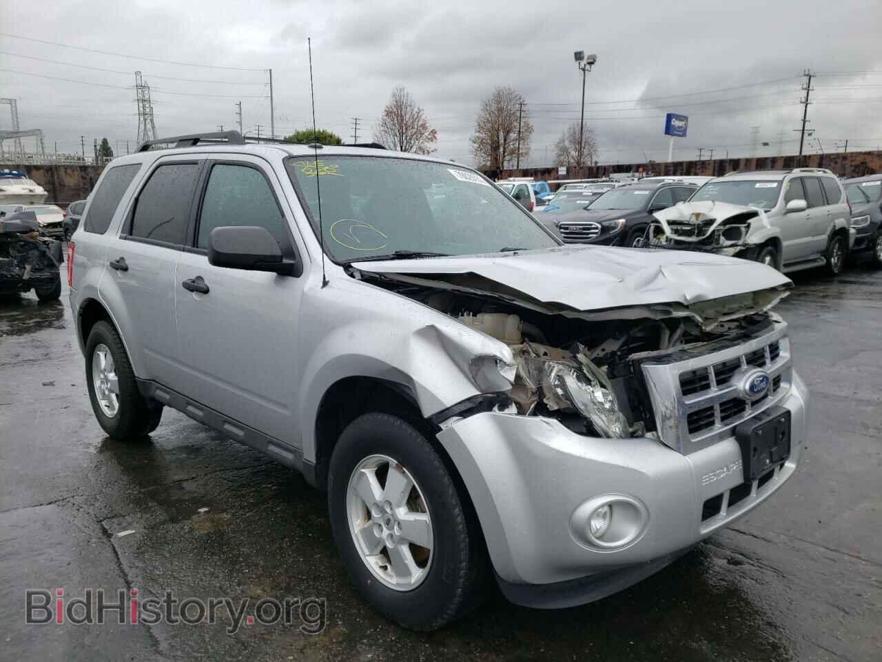Photo 1FMCU0D79AKD17835 - FORD ESCAPE 2010