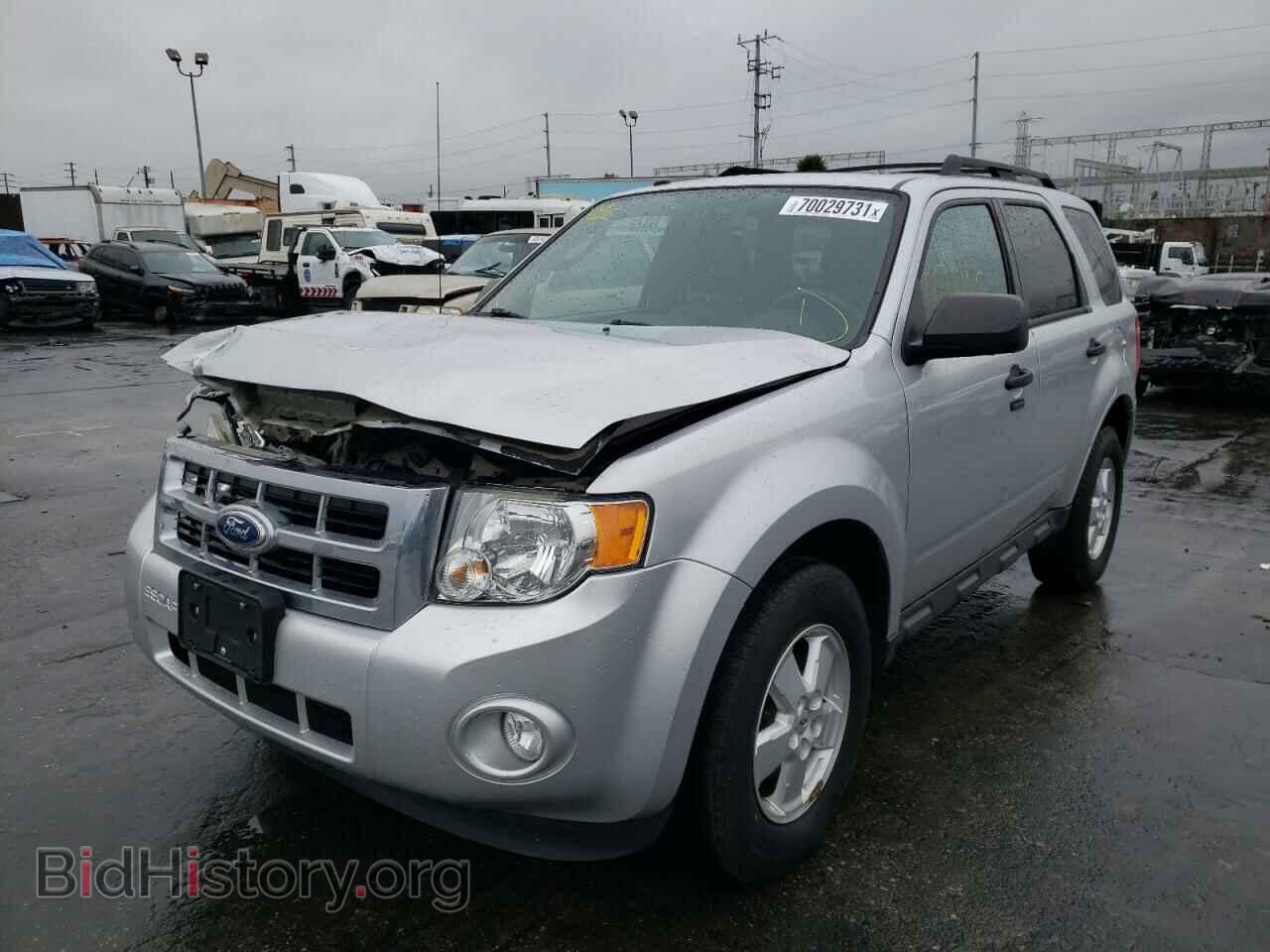 2010 FORD ESCAPE - VIN: 1FMCU0D79AKD17835 - Фото 2