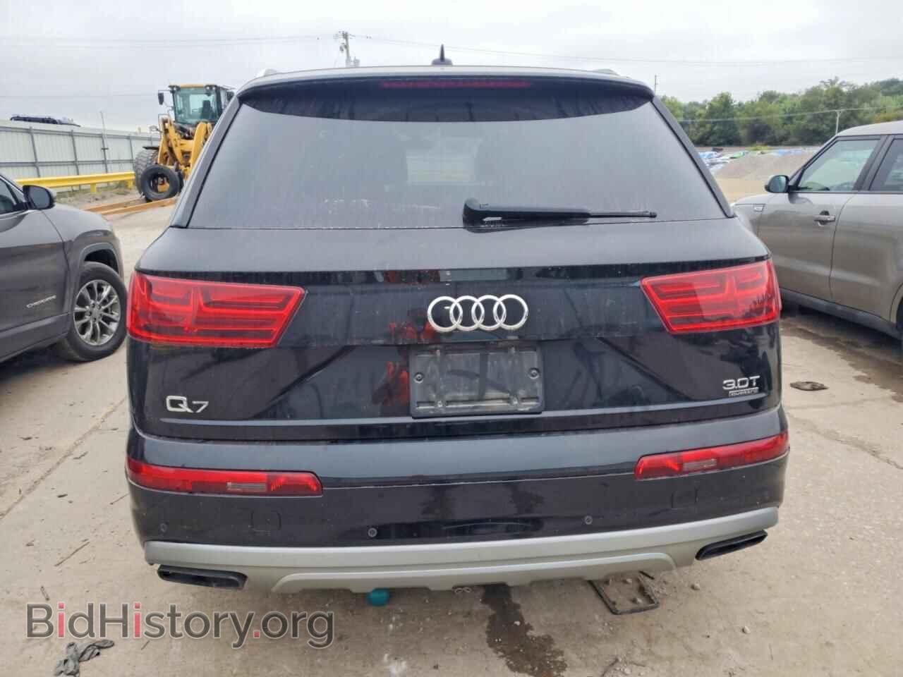 2017 AUDI Q7 - VIN: WA1VAAF70HD017957 - Фото 6