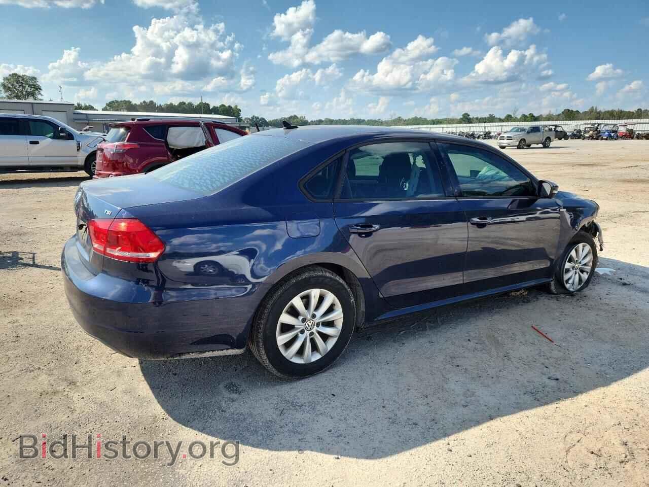 2015 VOLKSWAGEN PASSAT - VIN: 1VWAT7A37FC010221 - Фото 3