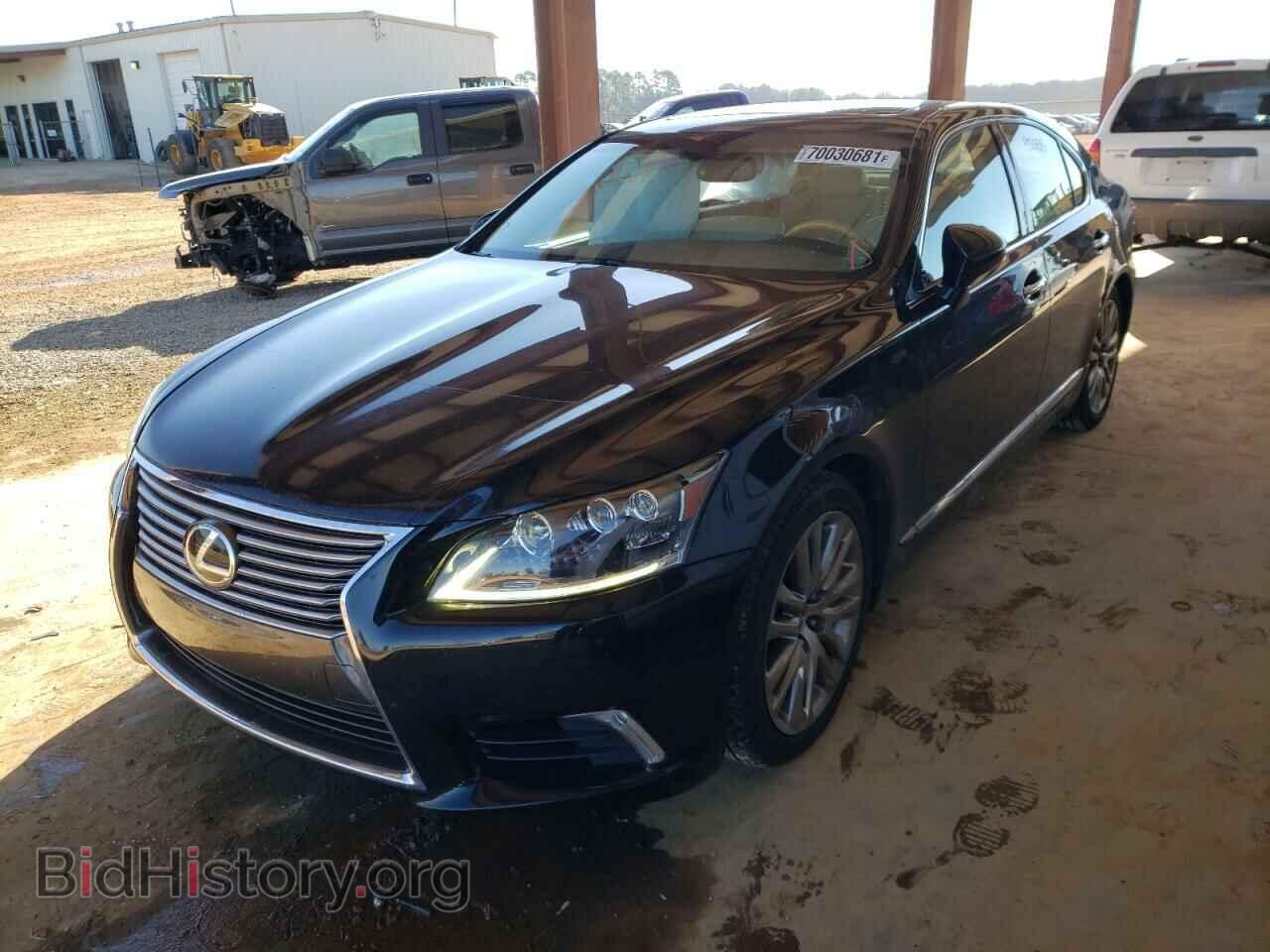 2014 LEXUS LS460 - VIN: JTHBL5EF9E5128143 - Photo 2