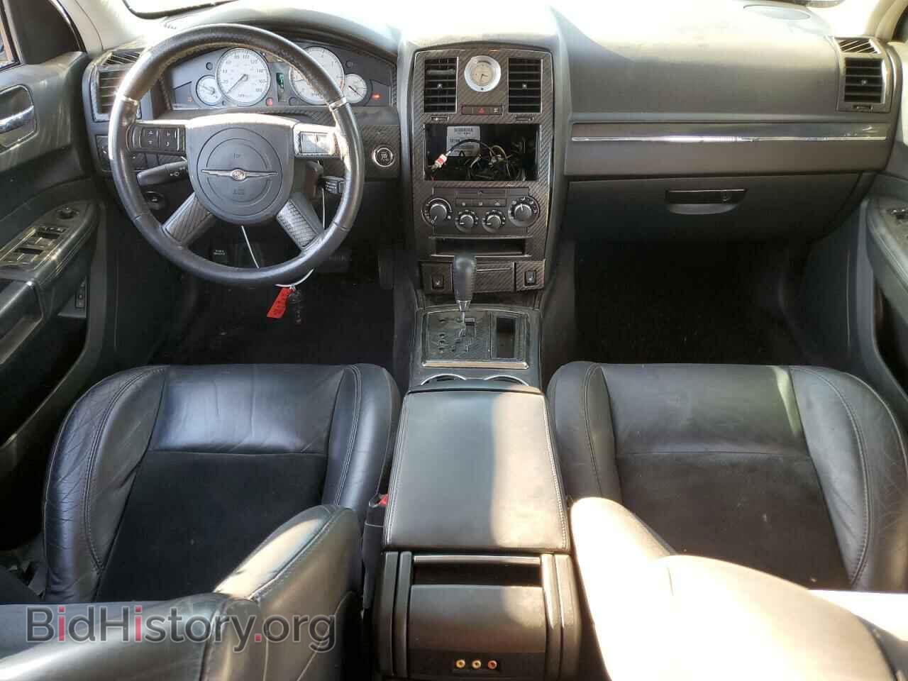 2010 CHRYSLER 300 - VIN: 2C3CA7CW4AH250202 - Фото 8