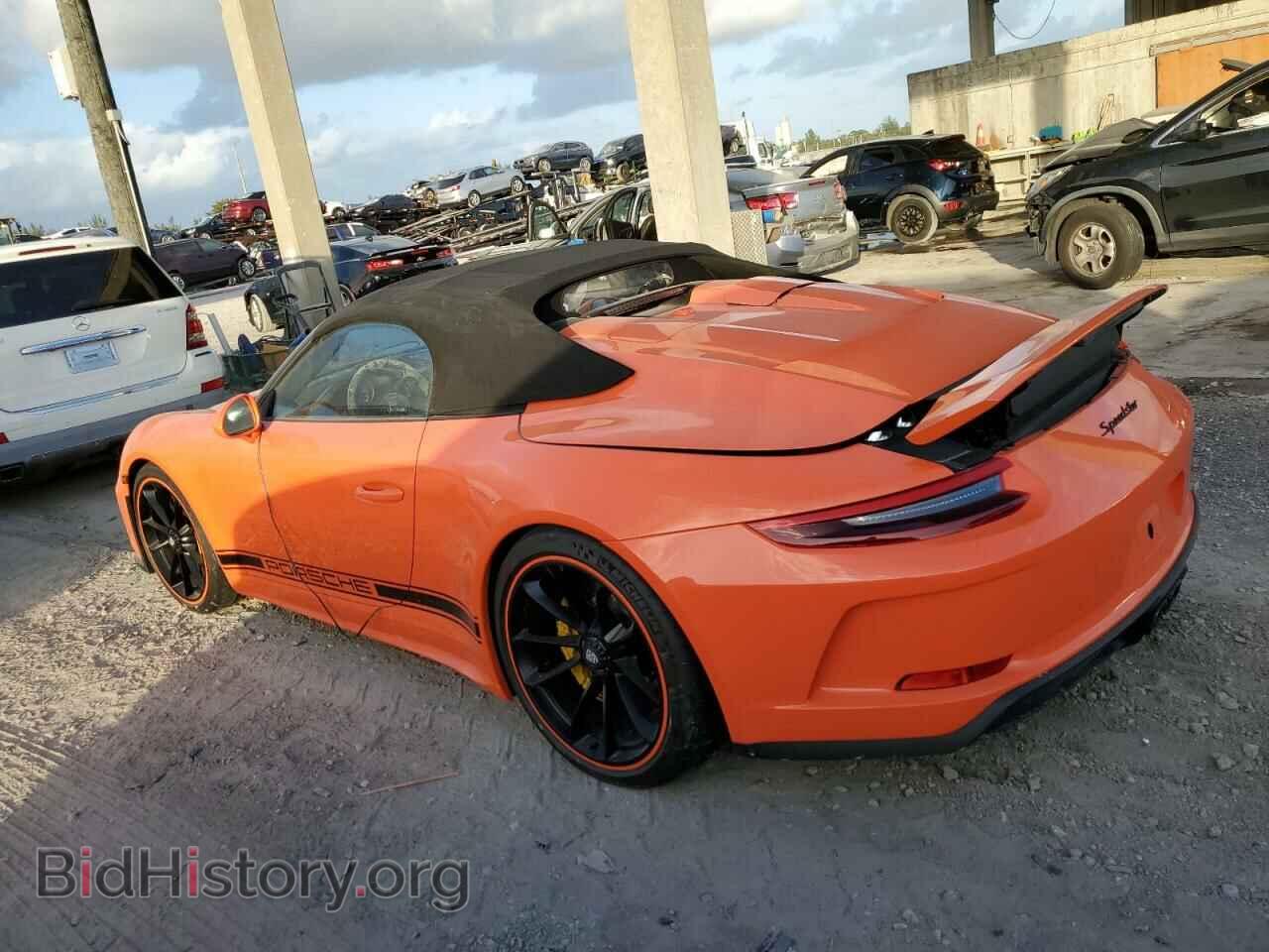 2019 PORSCHE 911 - VIN: WP0CF2A91KS172534 - Фото 2