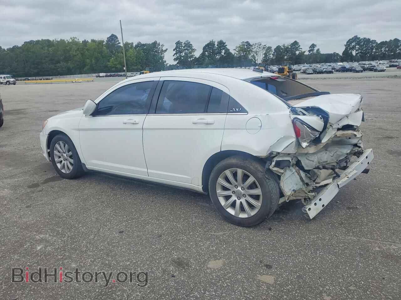 2013 CHRYSLER 200 - VIN: 1C3CCBBB6DN546510 - Photo 2