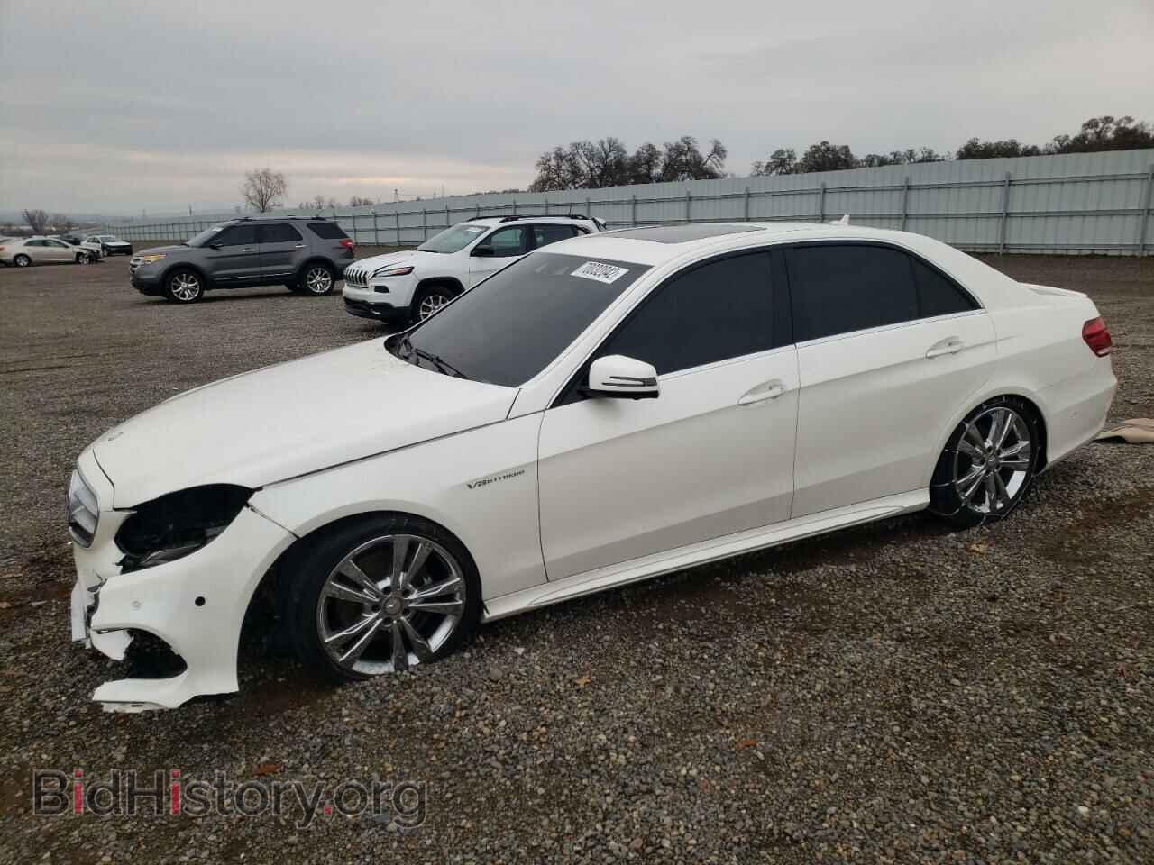 Photo WDDHF5KB6EB015679 - MERCEDES-BENZ E-CLASS 2014