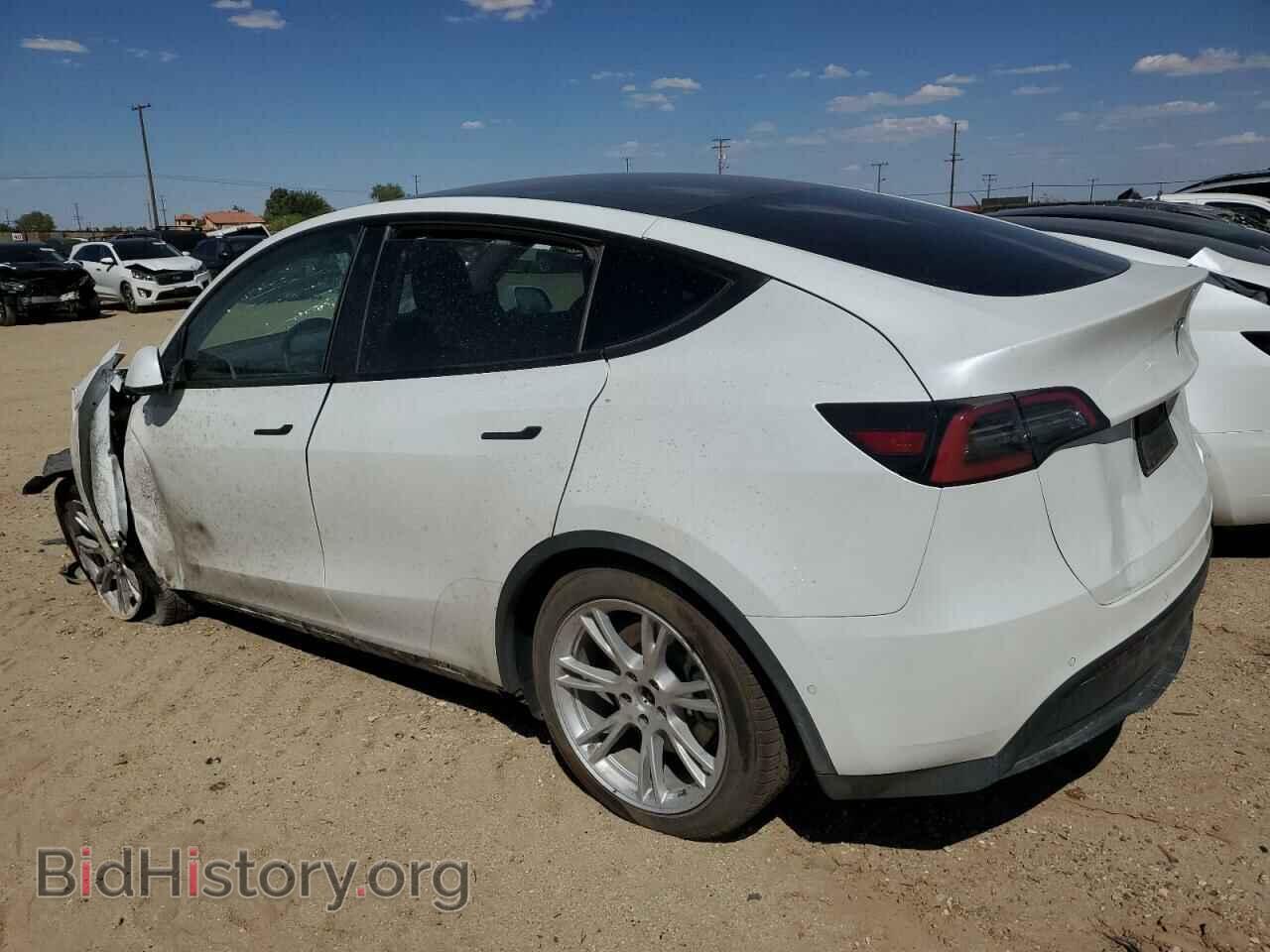 2022 TESLA MODEL Y - VIN: 7SAYGAEE2NF344854 - Фото 2