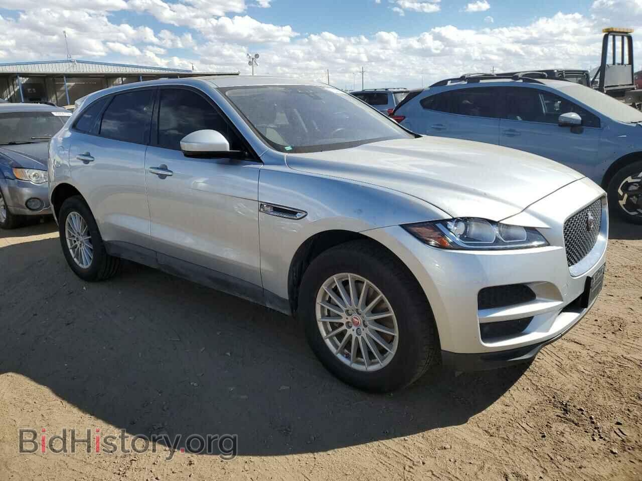 2017 JAGUAR F-PACE - VIN: SADCS2BV9HA880086 - Photo 4