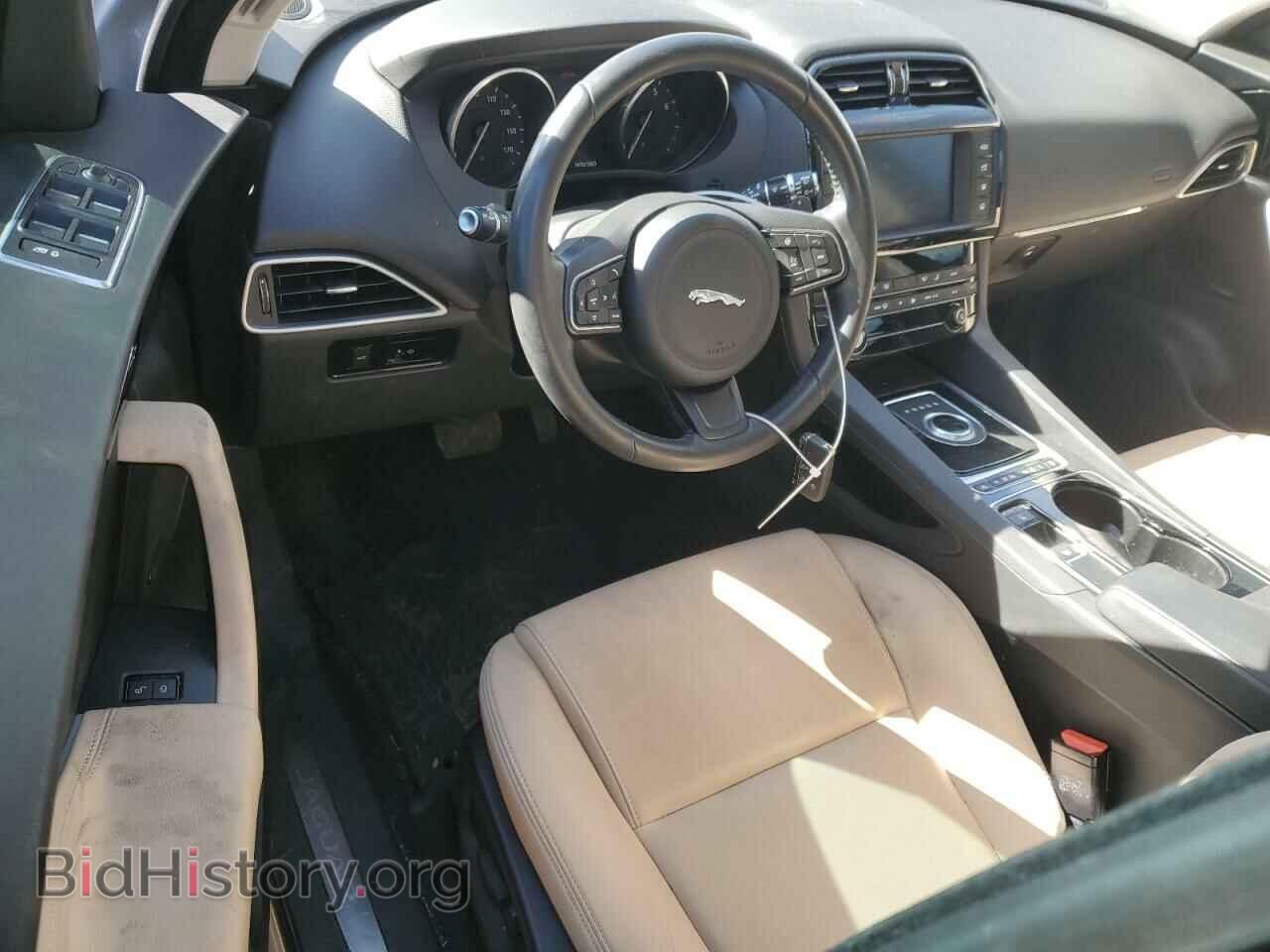2017 JAGUAR F-PACE - VIN: SADCS2BV9HA880086 - Photo 8