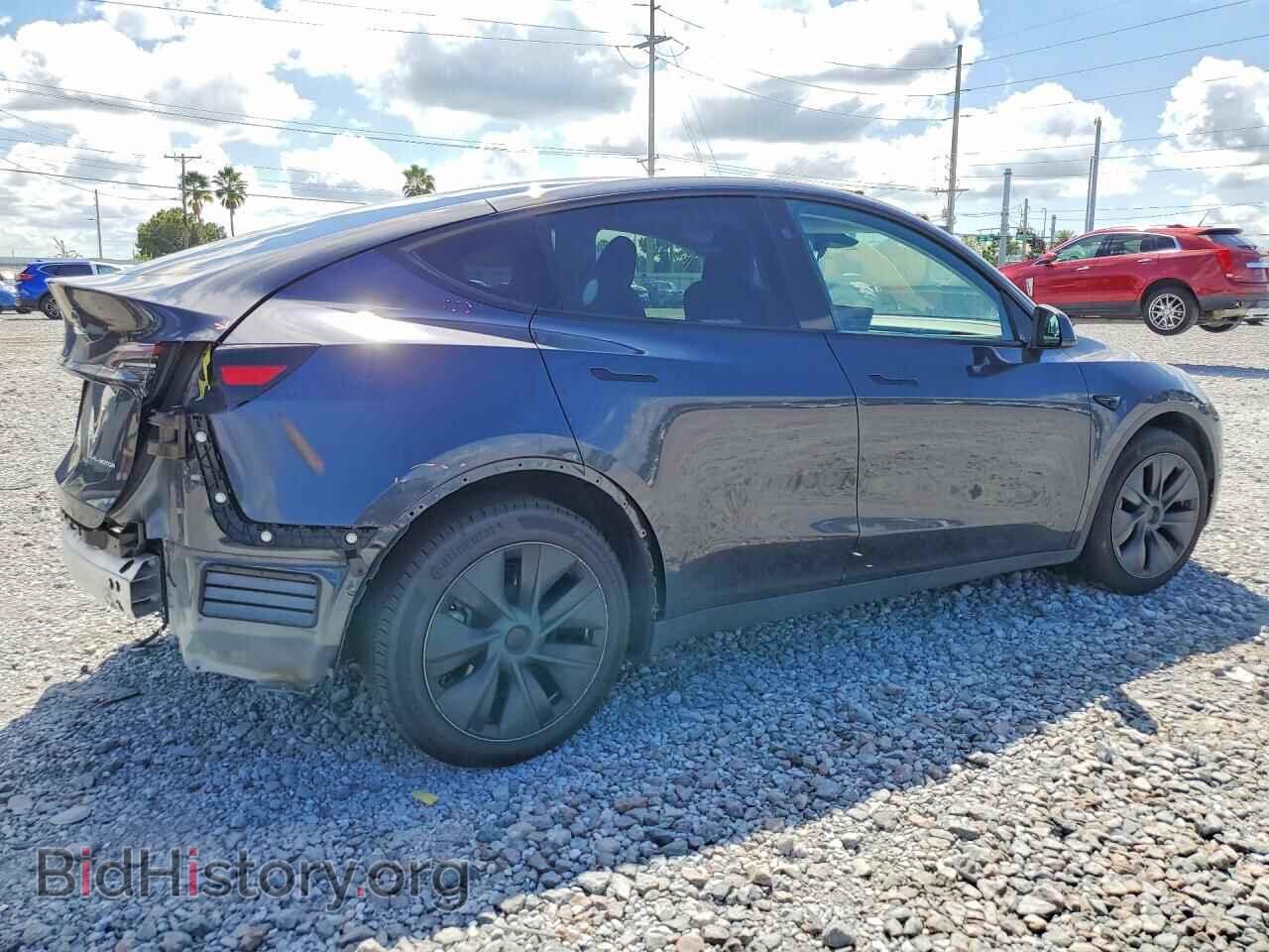 2024 TESLA MODEL Y - VIN: 7SAYGAEE4RF115467 - Photo 3