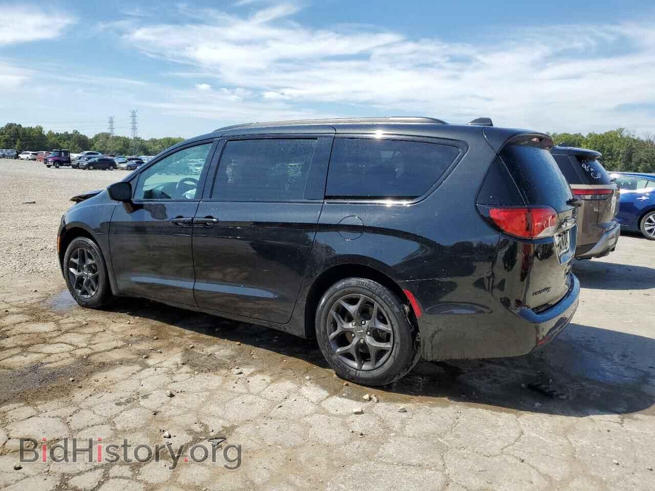 2020 CHRYSLER PACIFICA - VIN: 2C4RC1BG7LR124551 - Фото 2