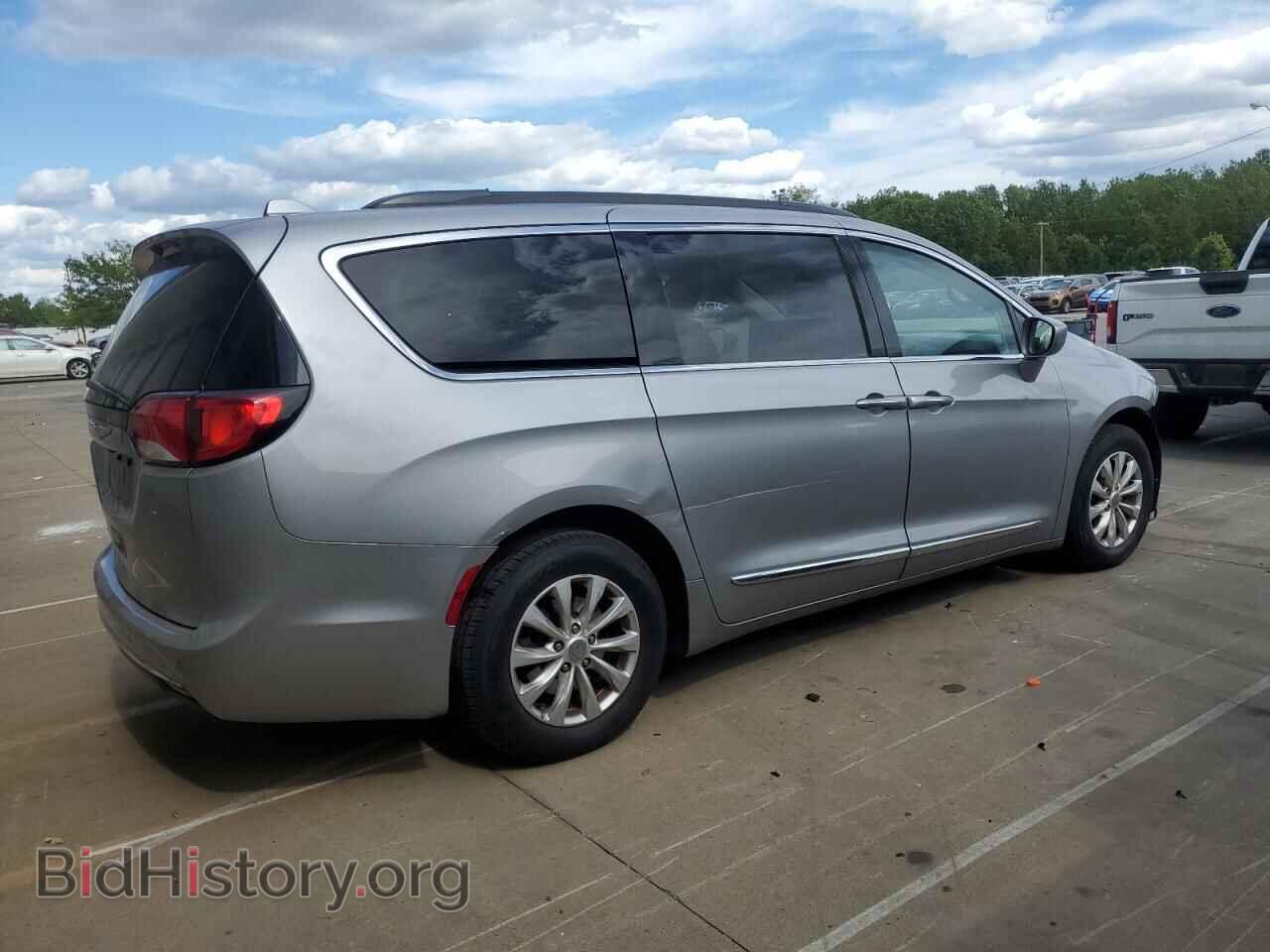 2017 CHRYSLER PACIFICA - VIN: 2C4RC1BG0HR576090 - Photo 3
