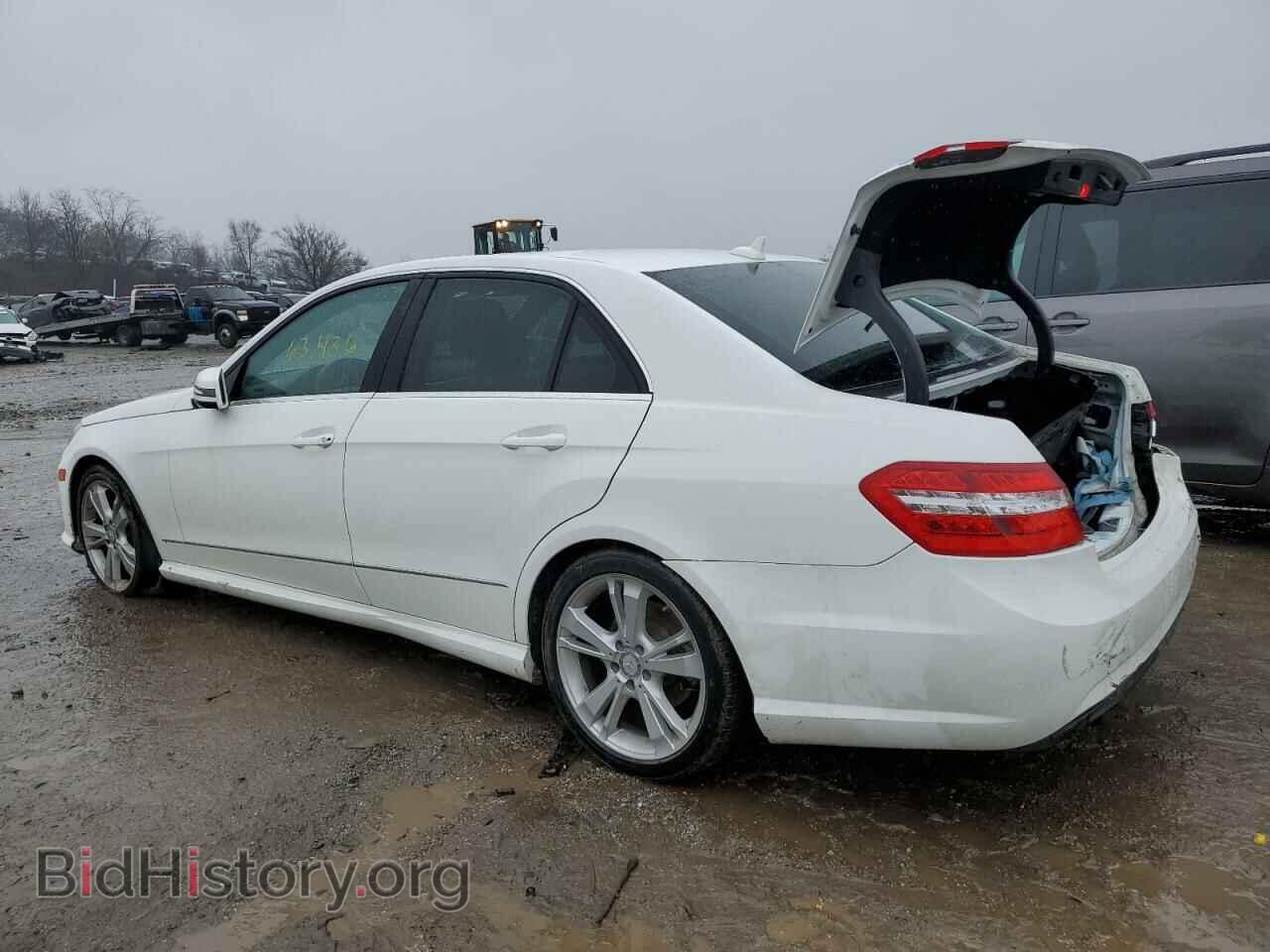 2013 MERCEDES-BENZ E-CLASS - VIN: WDDHF8JB3DA720768 - Фото 2