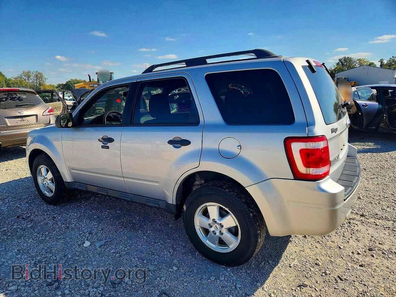 2011 FORD ESCAPE - VIN: 1FMCU0DG0BKB45079 - Фото 2