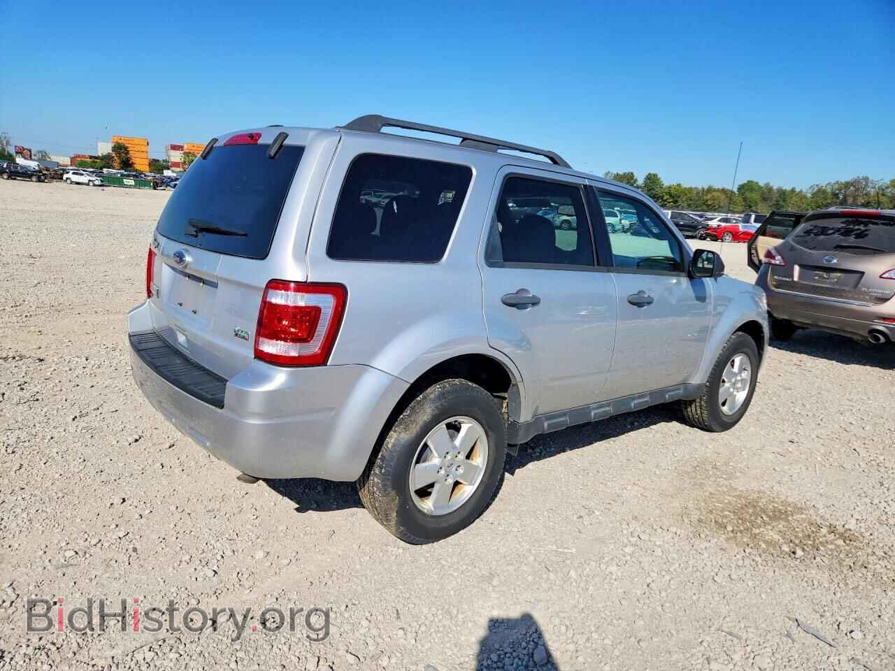 2011 FORD ESCAPE - VIN: 1FMCU0DG0BKB45079 - Фото 3