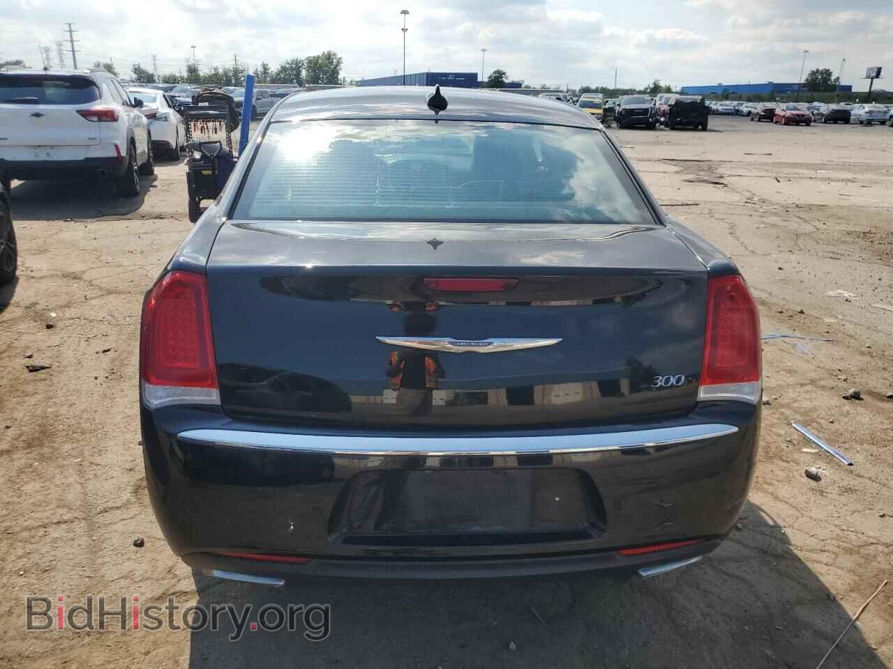 2015 CHRYSLER 300 - VIN: 2C3CCAAG5FH842721 - Фото 6
