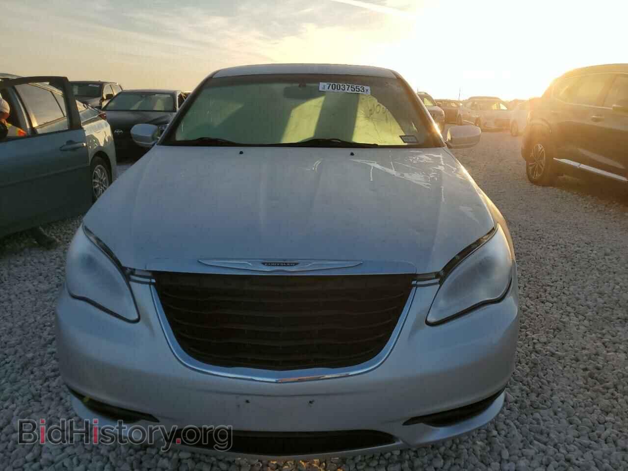 2012 CHRYSLER 200 - VIN: 1C3CCBHG6CN197401 - Фото 5