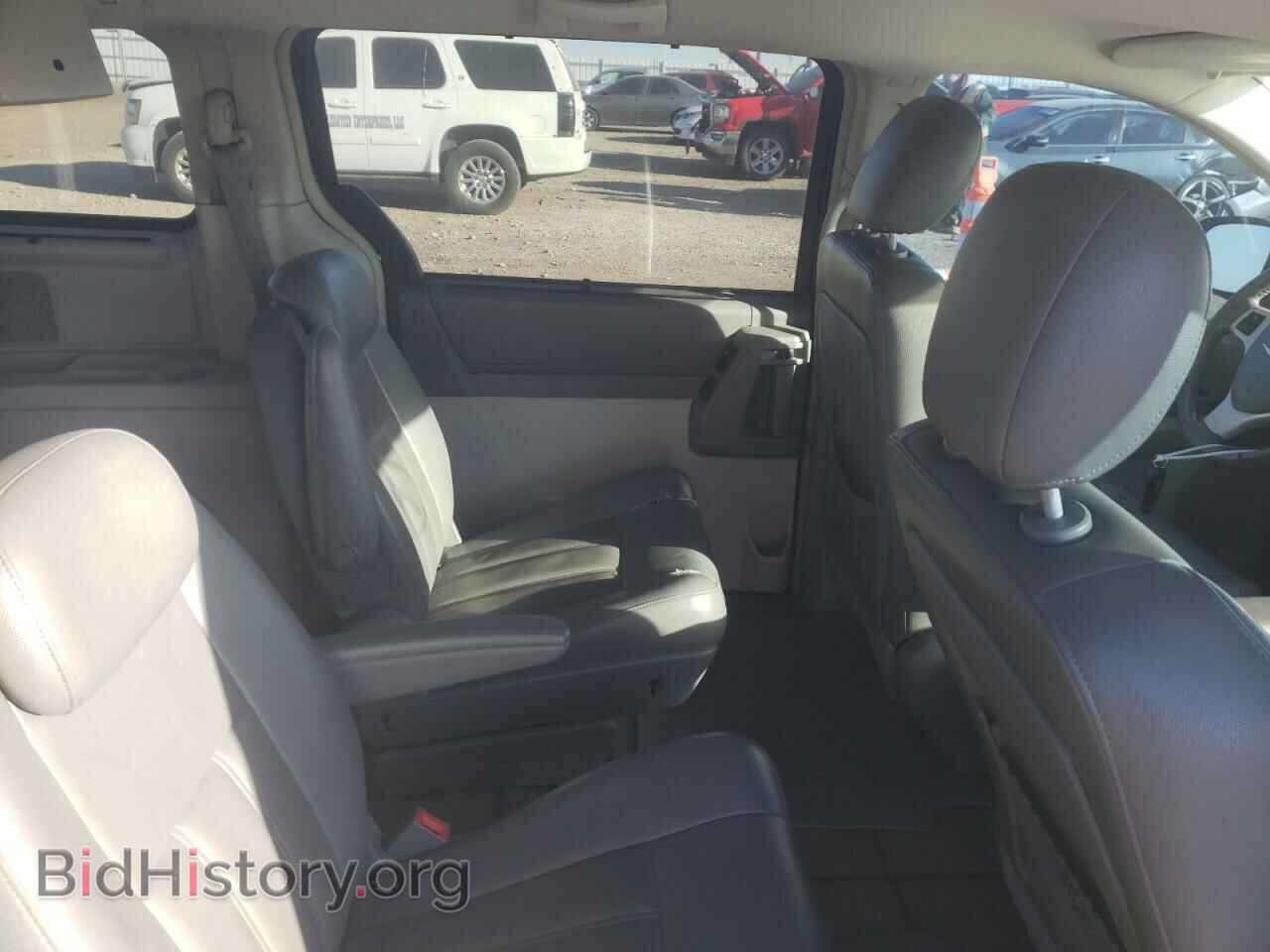 2009 CHRYSLER MINIVAN - VIN: 2A8HR54129R528353 - Фото 11