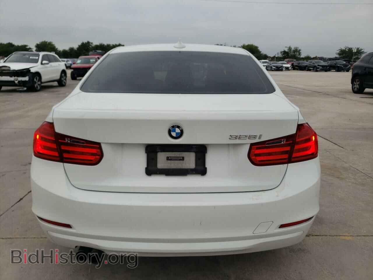 2013 BMW 3 SERIES - VIN: WBA3C1C55DF438370 - Фото 6