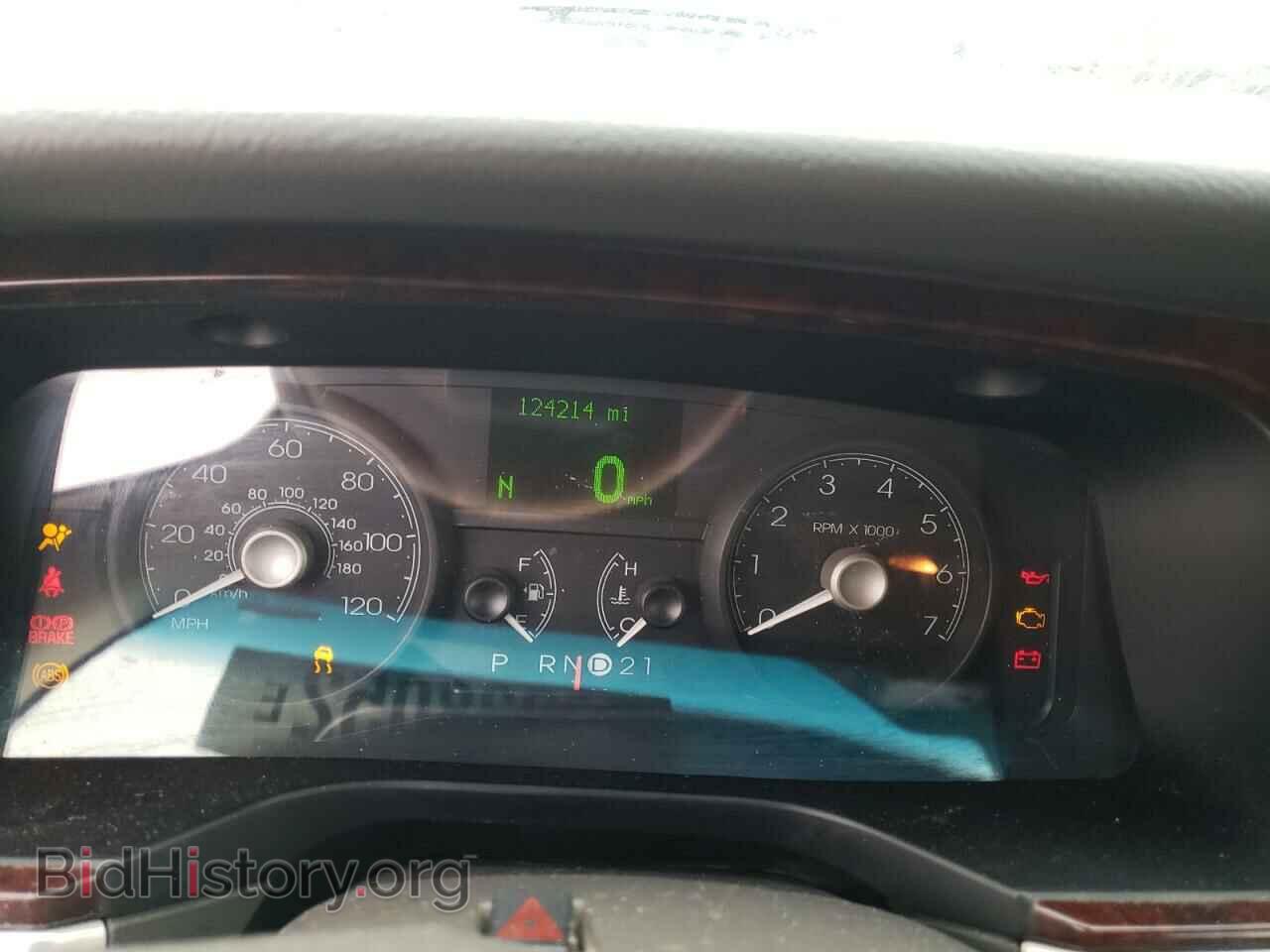 2007 LINCOLN TOWNCAR - VIN: 1LNHM82W57Y625234 - Фото 9